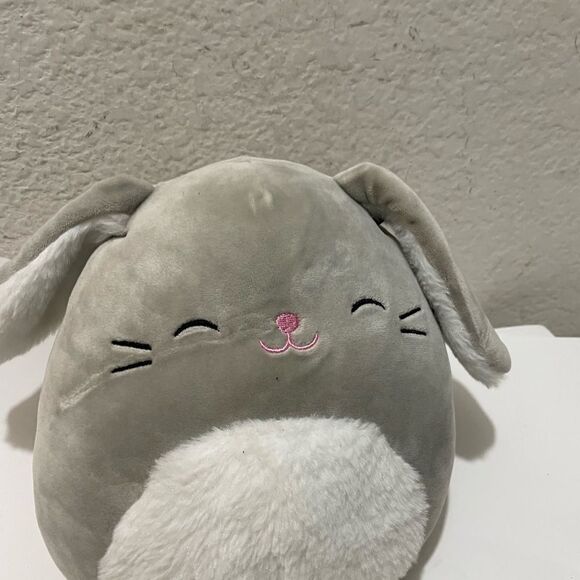 Squishmallows Blake the Bunny Rabbit 8” Plush Gray 2019 w/ Squeaker Easter - Picture 1 of 6